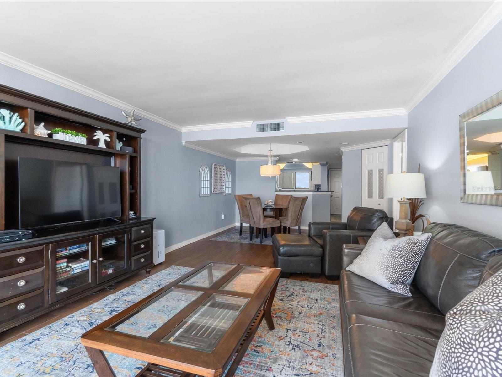 LIGHTHOUSE TOWERS CONDO - Residential