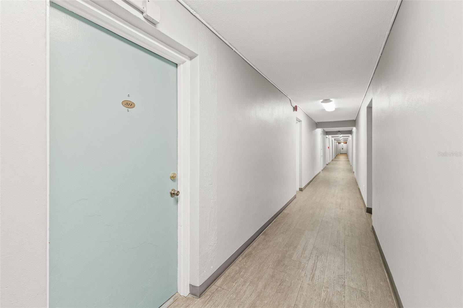 THE COLONIAL HOUSE CONDO - Residential