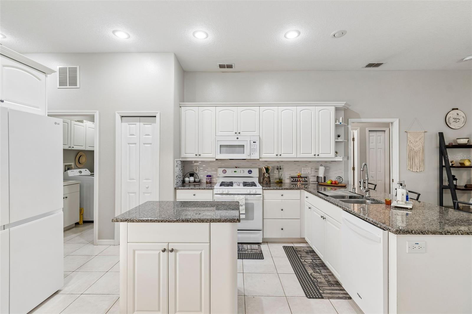 FOX WOOD PH 03 - Residential