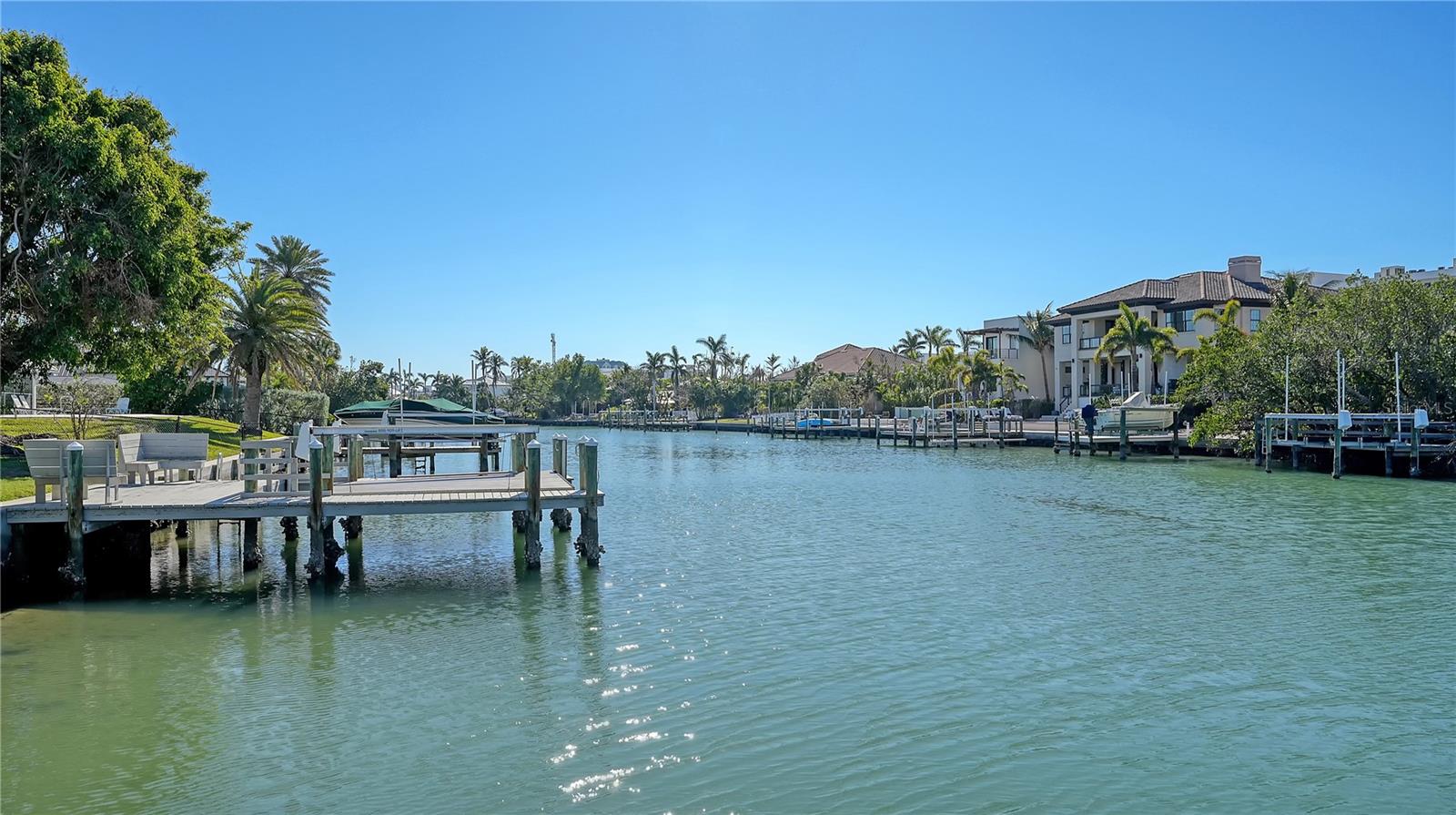 SAINT ARMANDS DIV JOHN RINGLING ESTATES - Residential