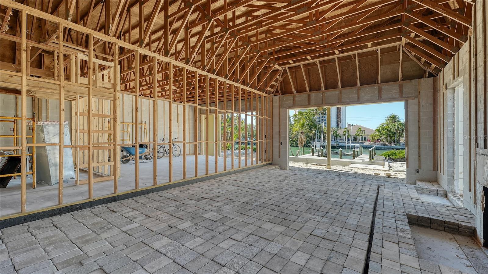 SAINT ARMANDS DIV JOHN RINGLING ESTATES - Residential