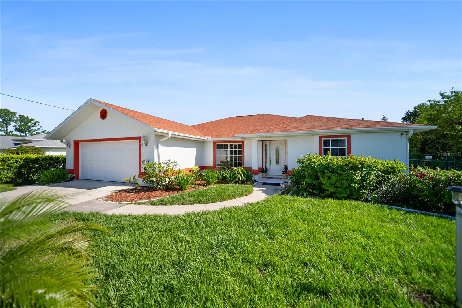 22378 PEACHLAND BOULEVARD