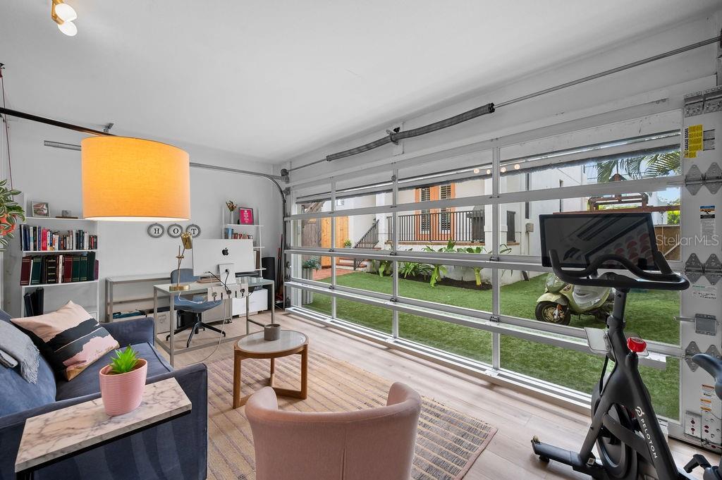 BURNS REALTY - Residential