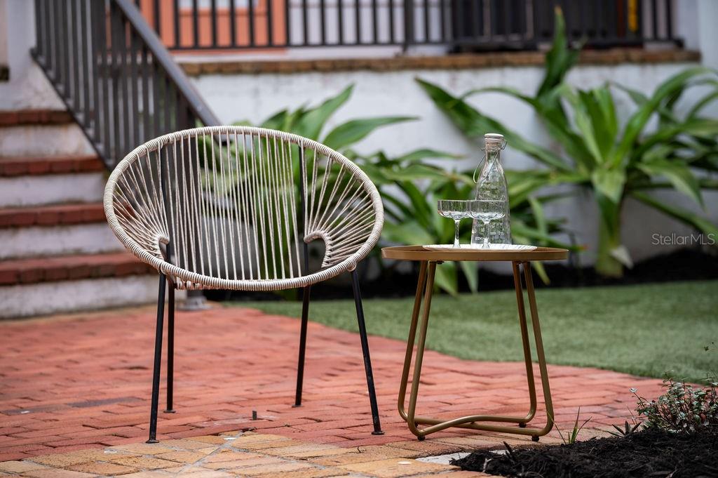 BURNS REALTY - Residential