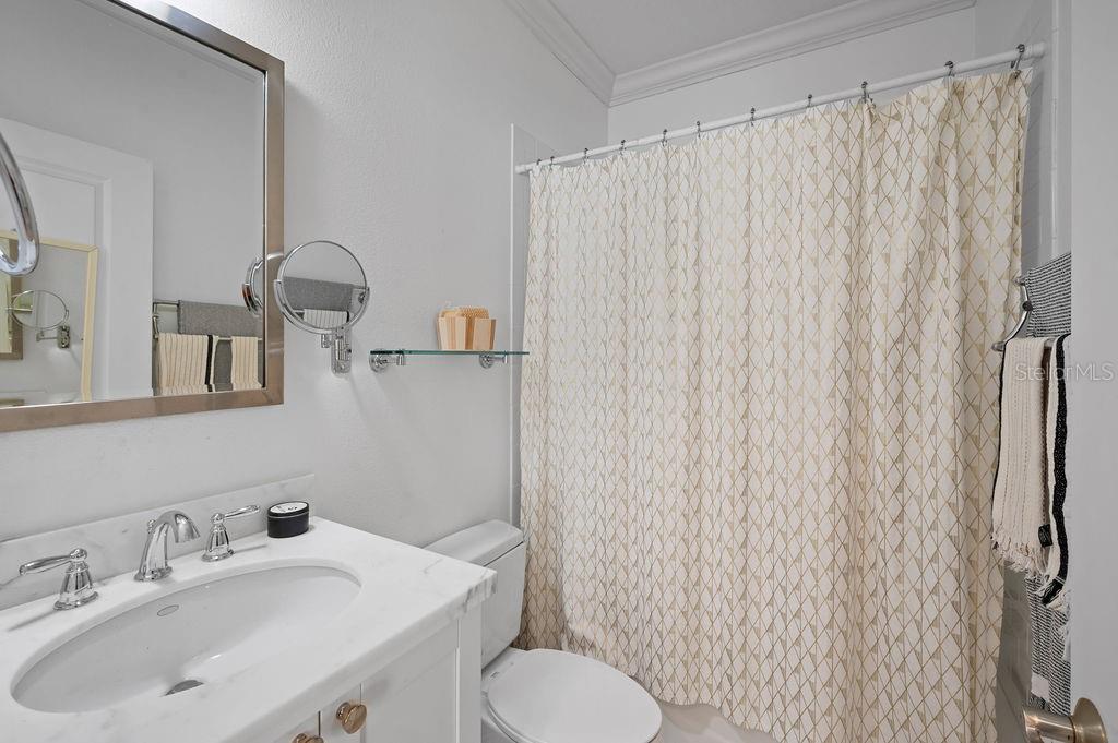 BURNS REALTY - Residential