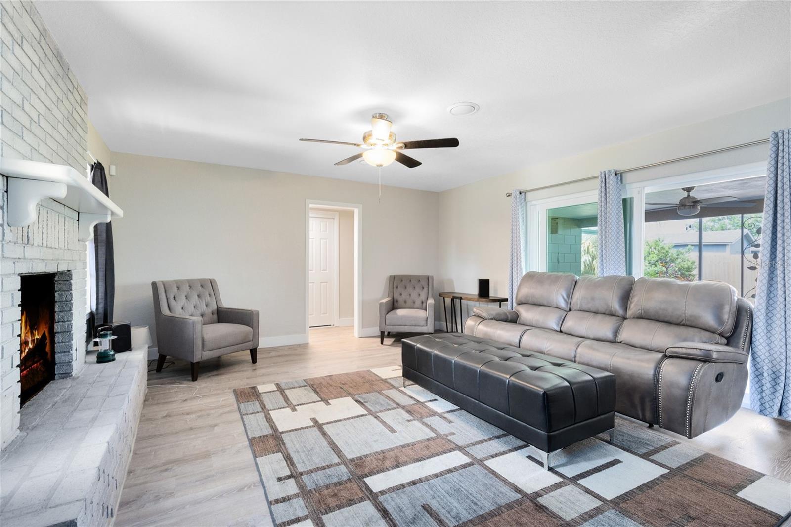 2618 GRASSMERE LANE