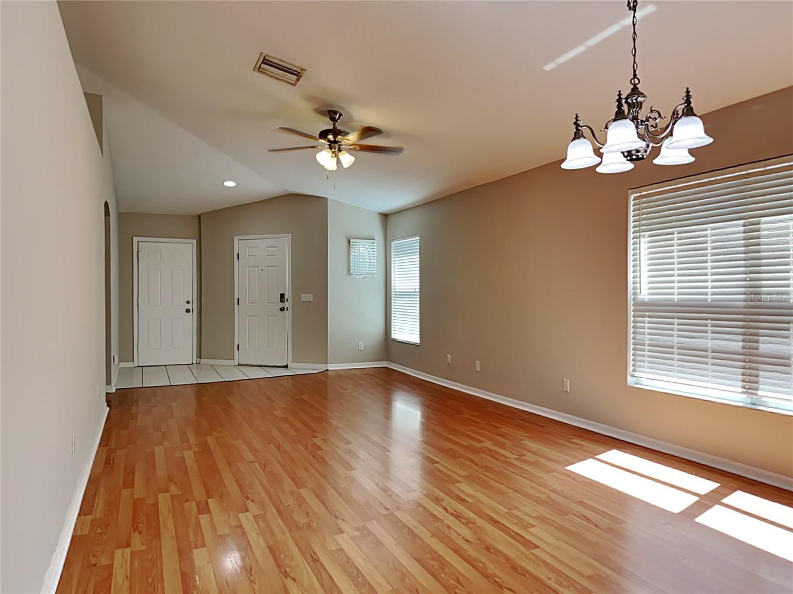 PARKWAY CENTER SINGLE FAMILY P - Residential Lease