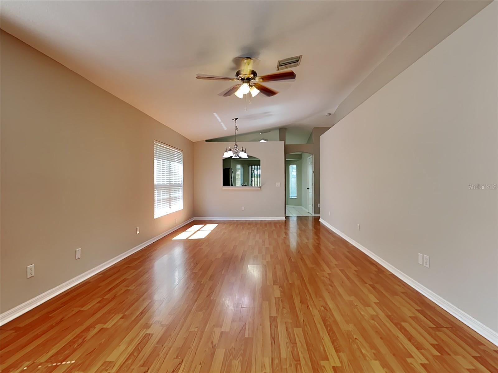 PARKWAY CENTER SINGLE FAMILY P - Residential Lease