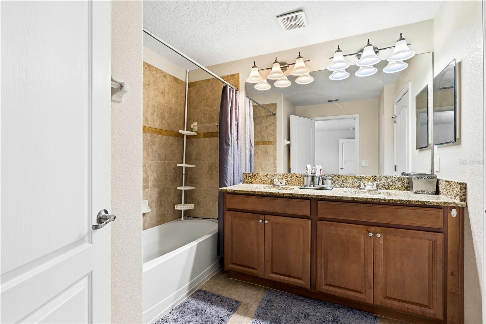 PARADISE PALMS RESORT PH 4 - Residential