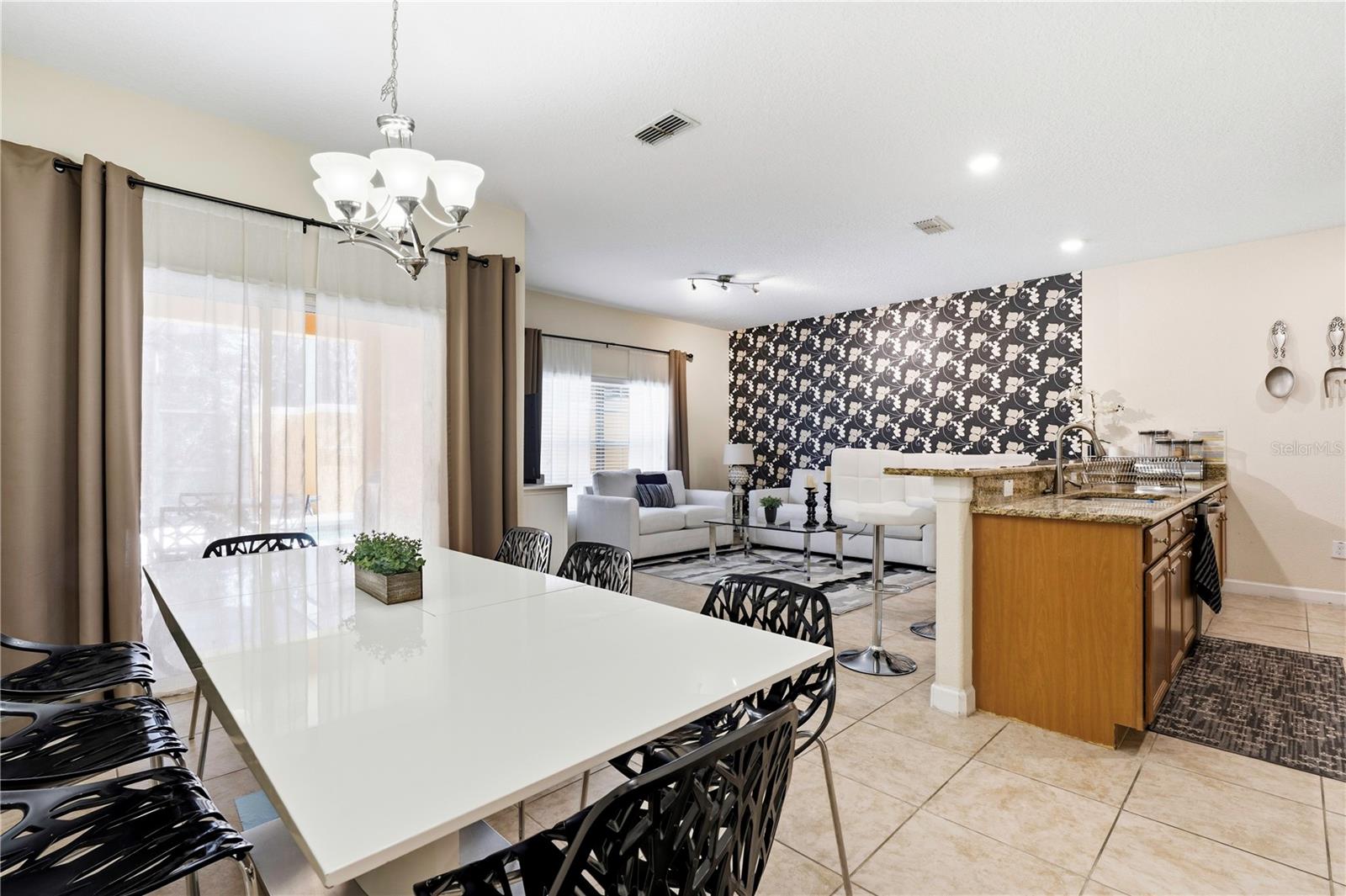 PARADISE PALMS RESORT PH 4 - Residential