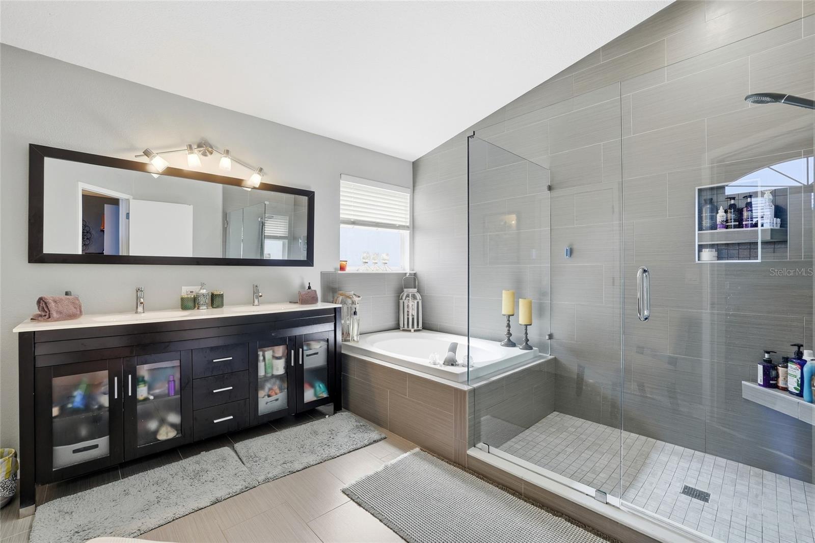 COUNTRYWAY PRCL B TRCT 9 PH 2 - Residential