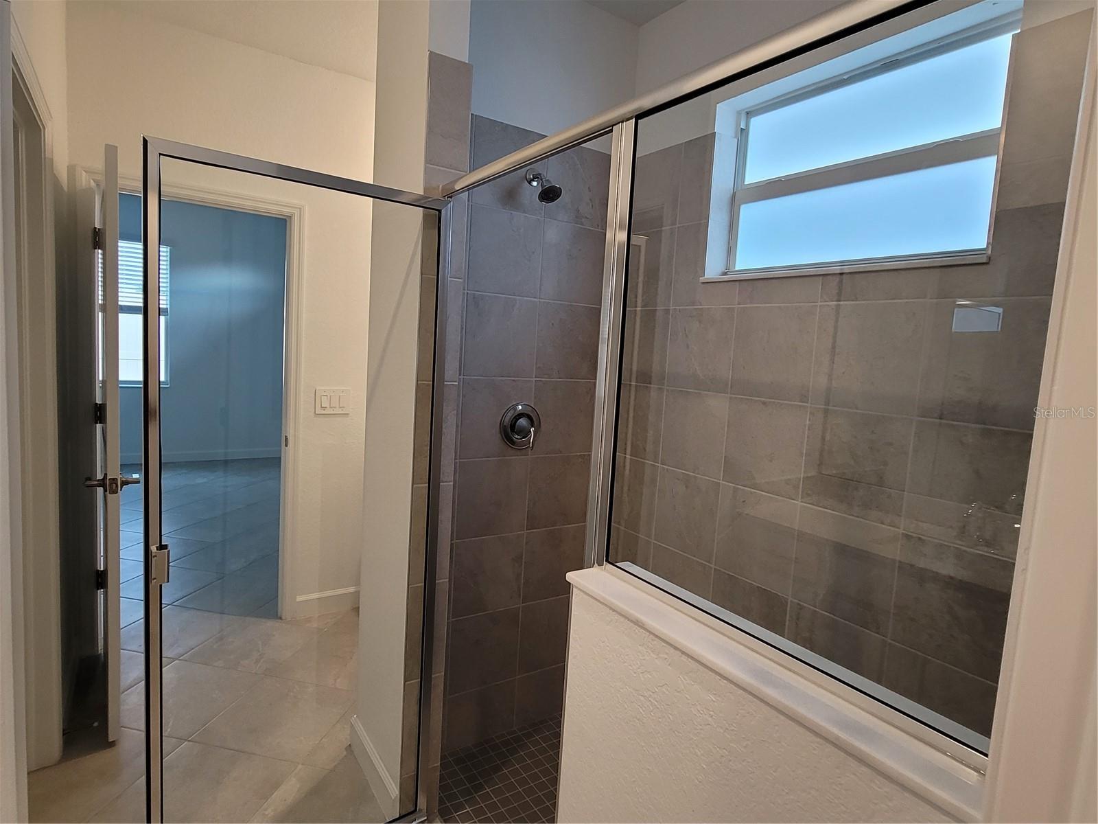PALM LK/COCO BAY - Residential Lease