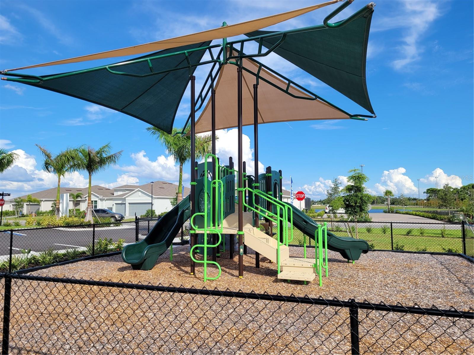 PALM LK/COCO BAY - Residential Lease