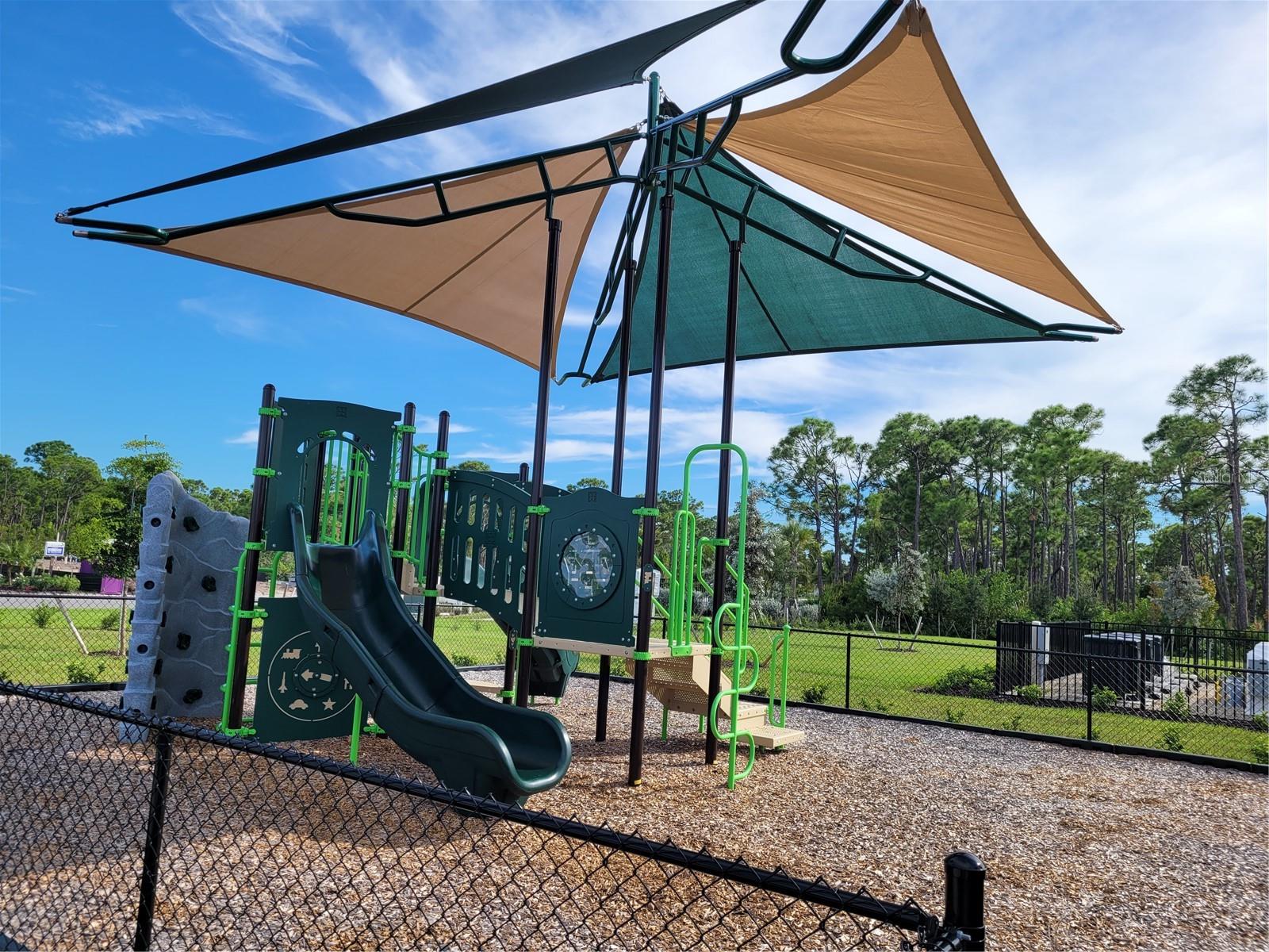PALM LK/COCO BAY - Residential Lease