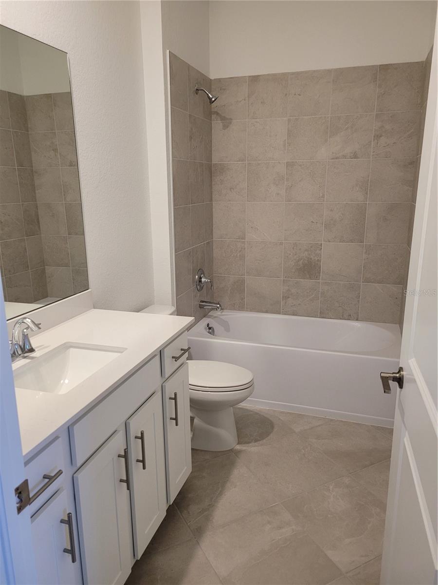 PALM LK/COCO BAY - Residential Lease