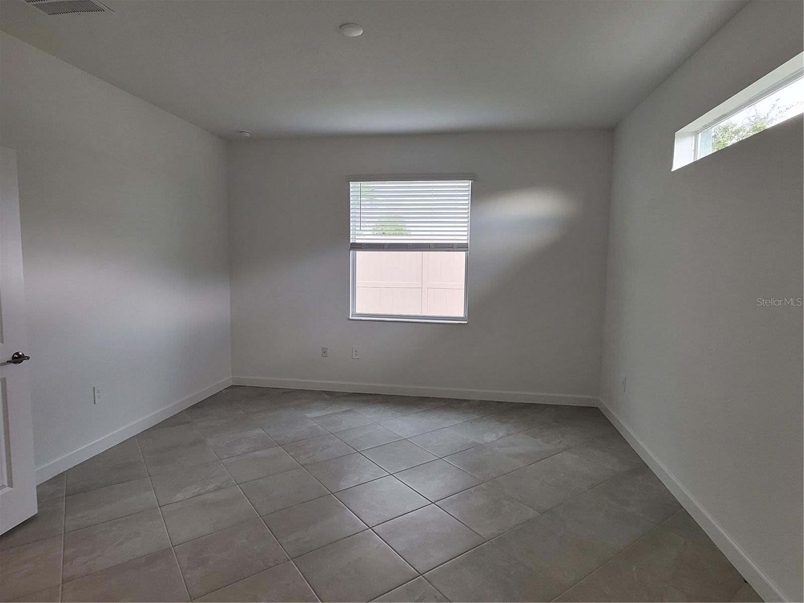 PALM LK/COCO BAY - Residential Lease