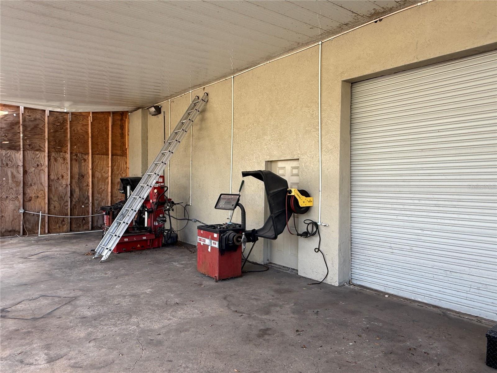 POTTERFIELD GARDEN AC - H - Commercial Lease