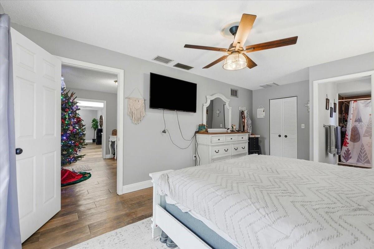 CHRISTINA WOODS - Residential