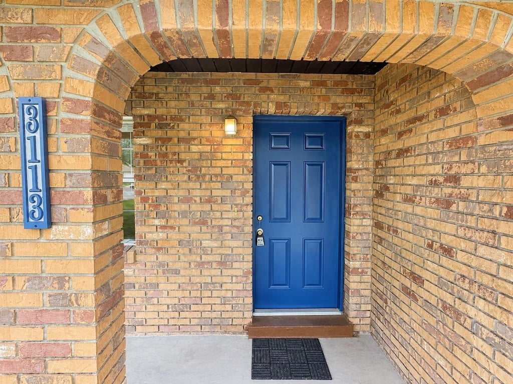 Photo of 3113 Woodhill Road, Winter Haven, FL 33881 (MLS # C7530142)