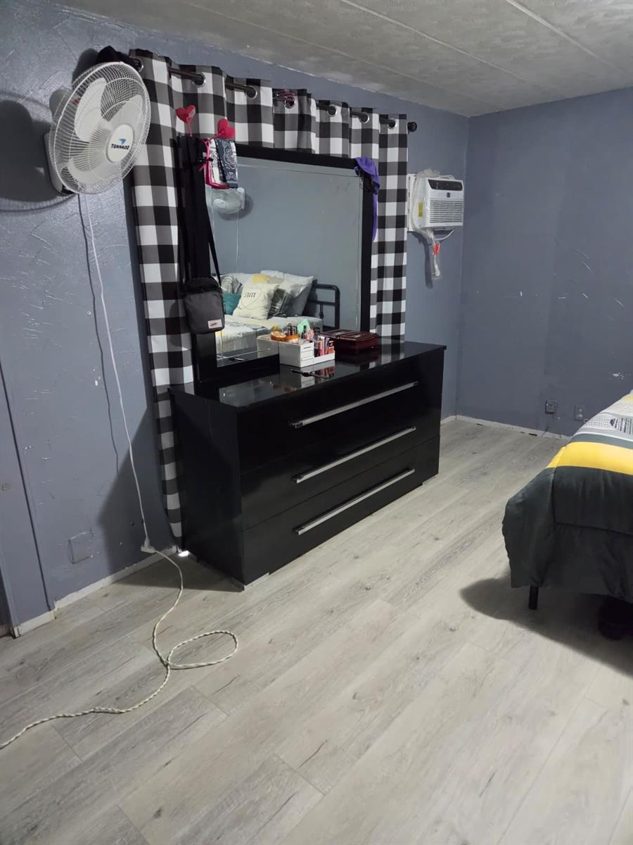 LYNNWOOD ESTATES 1ST ADD - Residential