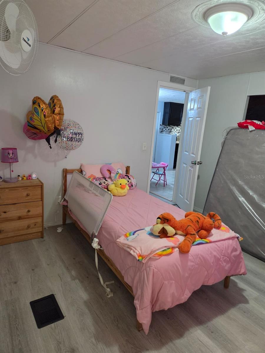 LYNNWOOD ESTATES 1ST ADD - Residential