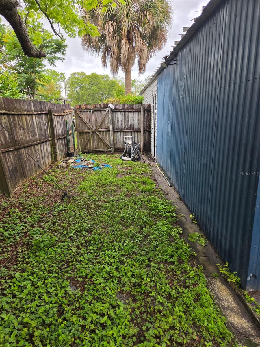 LYNNWOOD ESTATES 1ST ADD - Residential