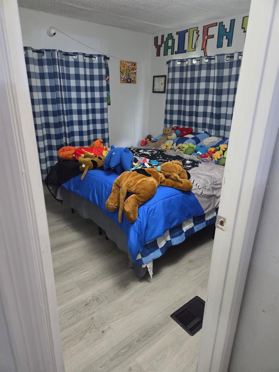 LYNNWOOD ESTATES 1ST ADD - Residential