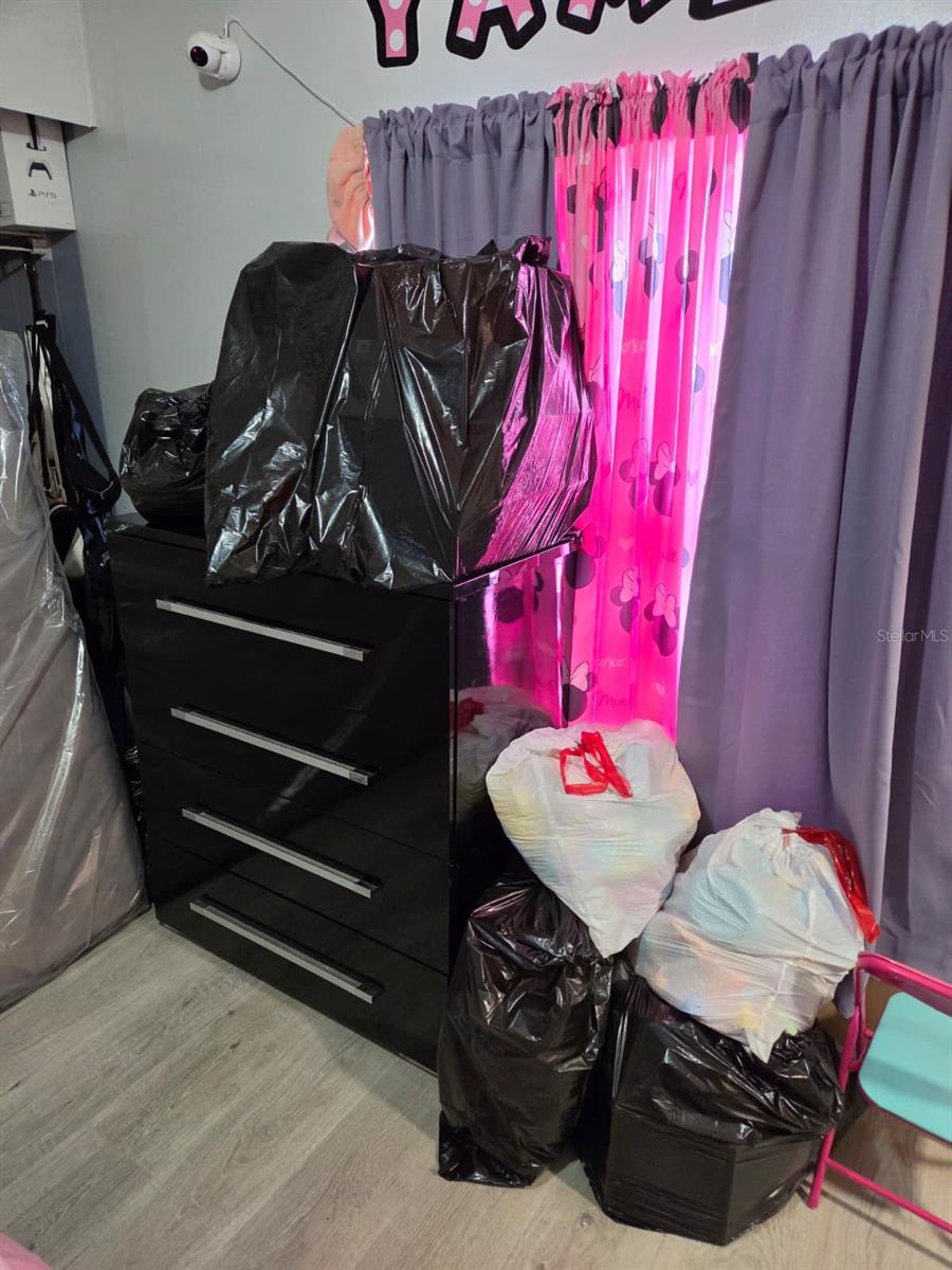 LYNNWOOD ESTATES 1ST ADD - Residential