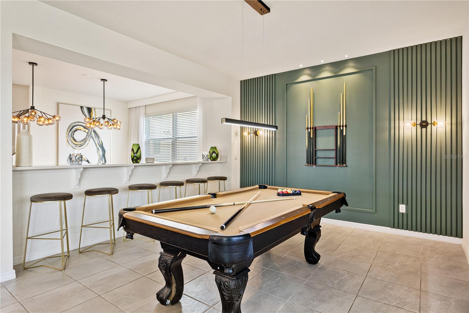 SOLARA RESIDENCE VACATION VILLAS REP - Residential
