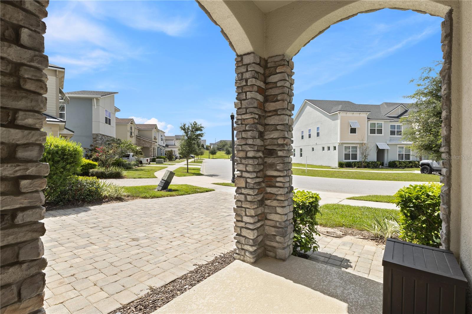 SOLARA RESIDENCE VACATION VILLAS REP - Residential