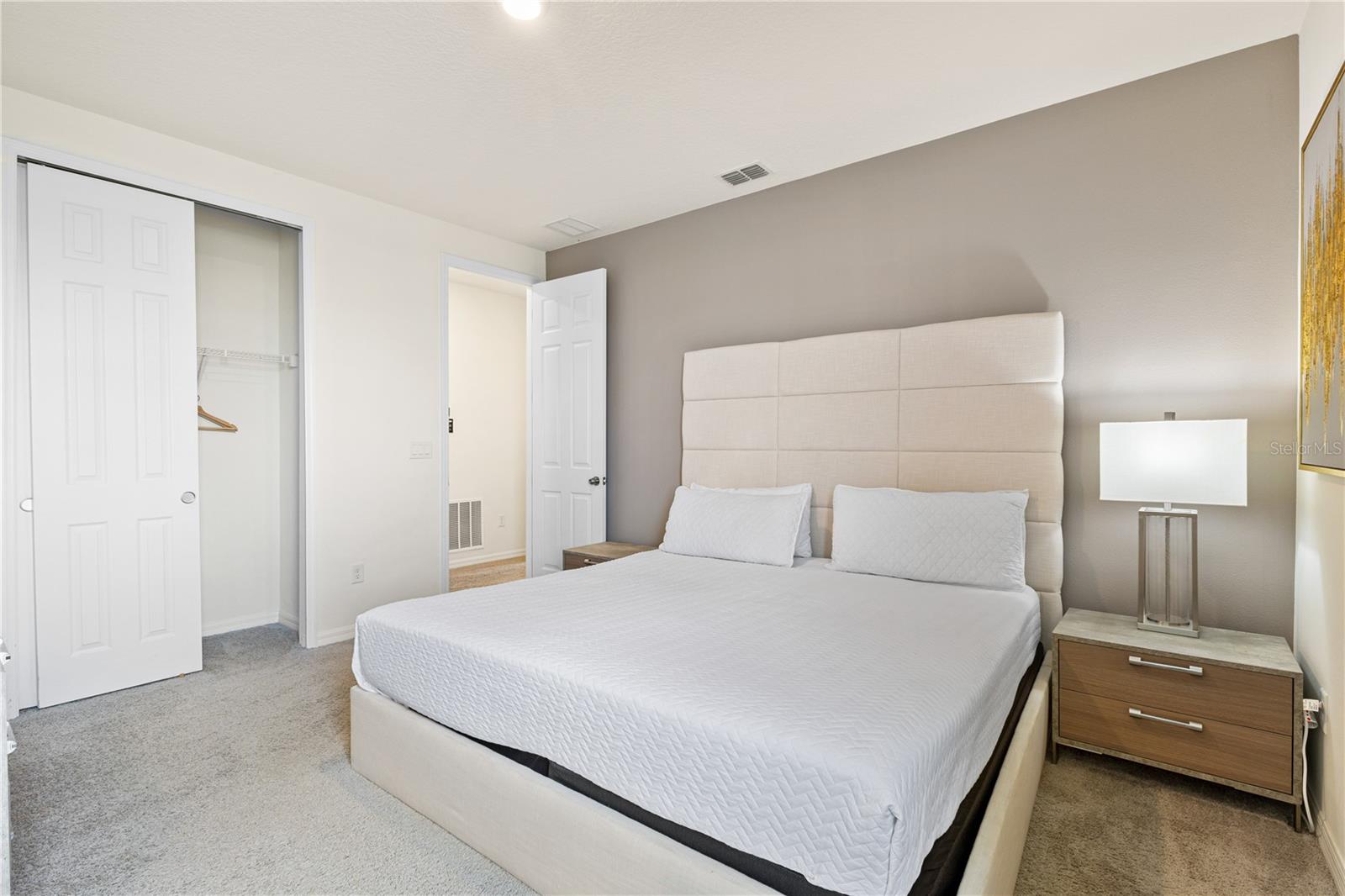 SOLARA RESIDENCE VACATION VILLAS REP - Residential