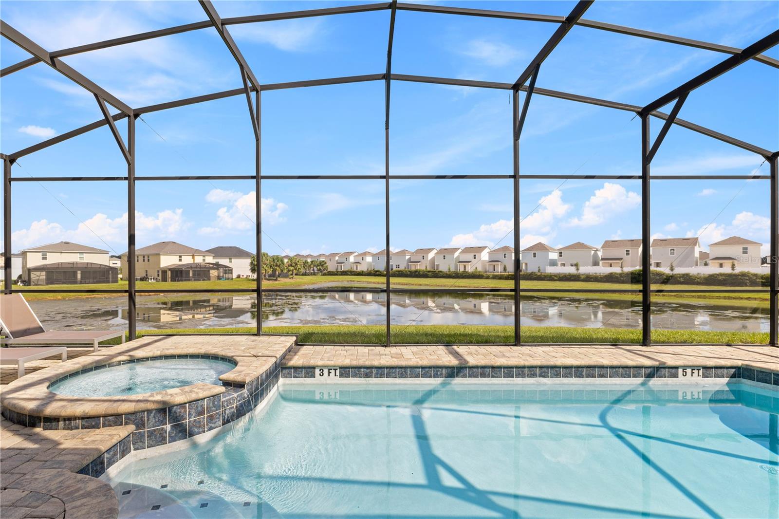 SOLARA RESIDENCE VACATION VILLAS REP - Residential