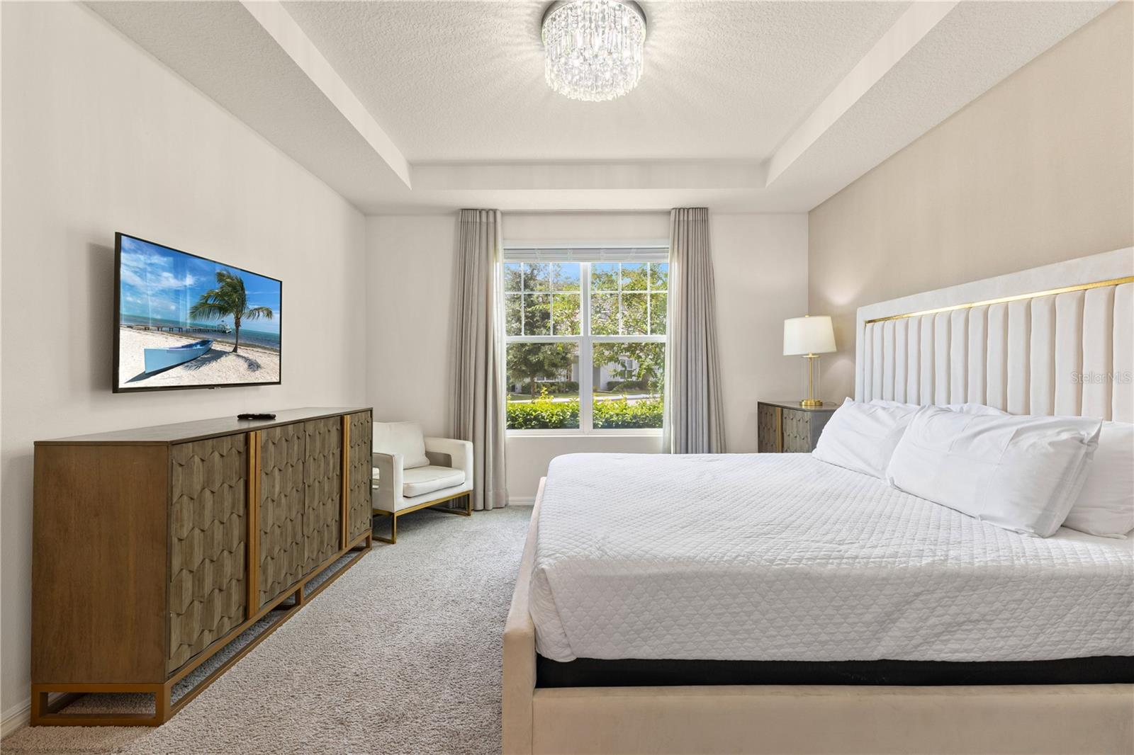 SOLARA RESIDENCE VACATION VILLAS REP - Residential