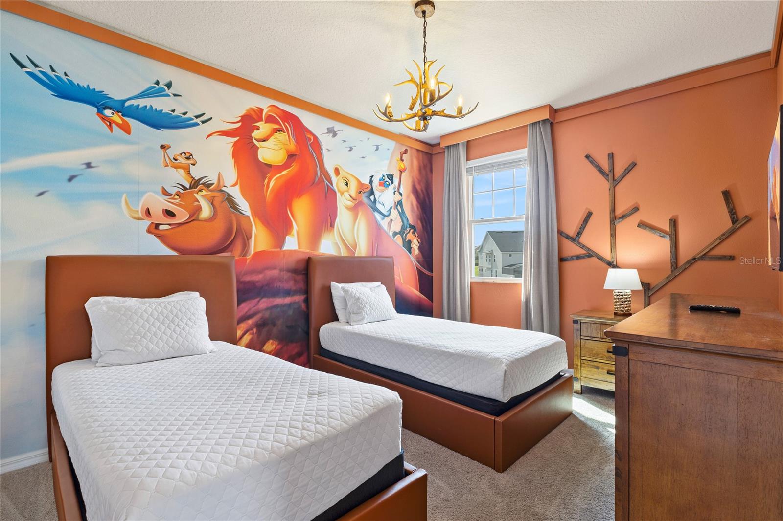 SOLARA RESIDENCE VACATION VILLAS REP - Residential