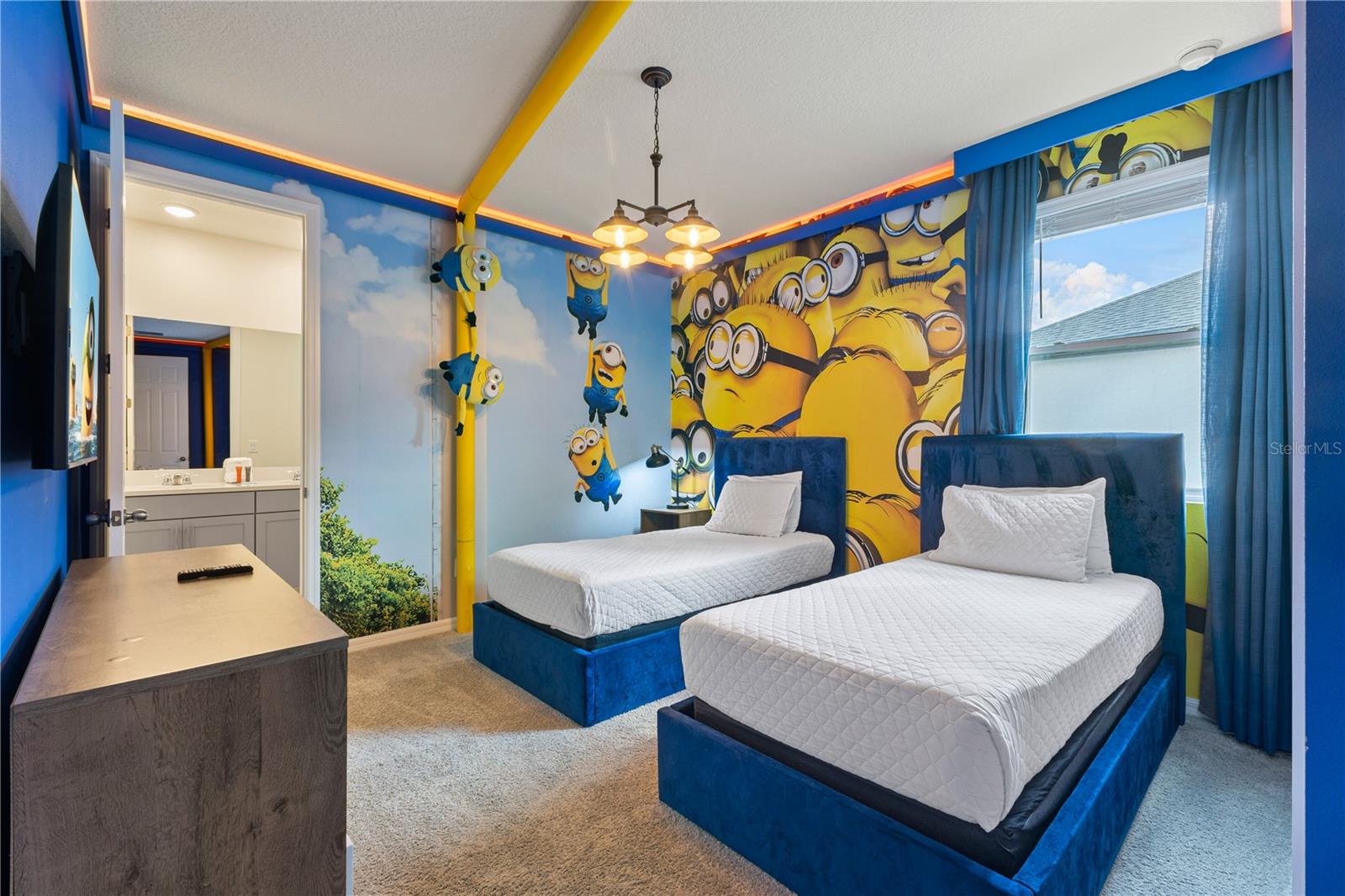 SOLARA RESIDENCE VACATION VILLAS REP - Residential