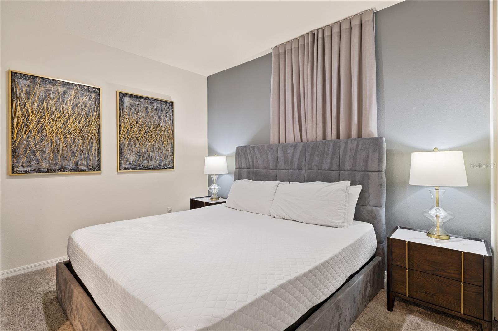SOLARA RESIDENCE VACATION VILLAS REP - Residential