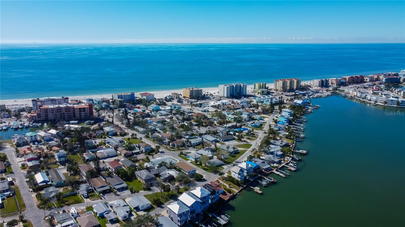 PAGES REP OF MITCHELLS BEACH - Land