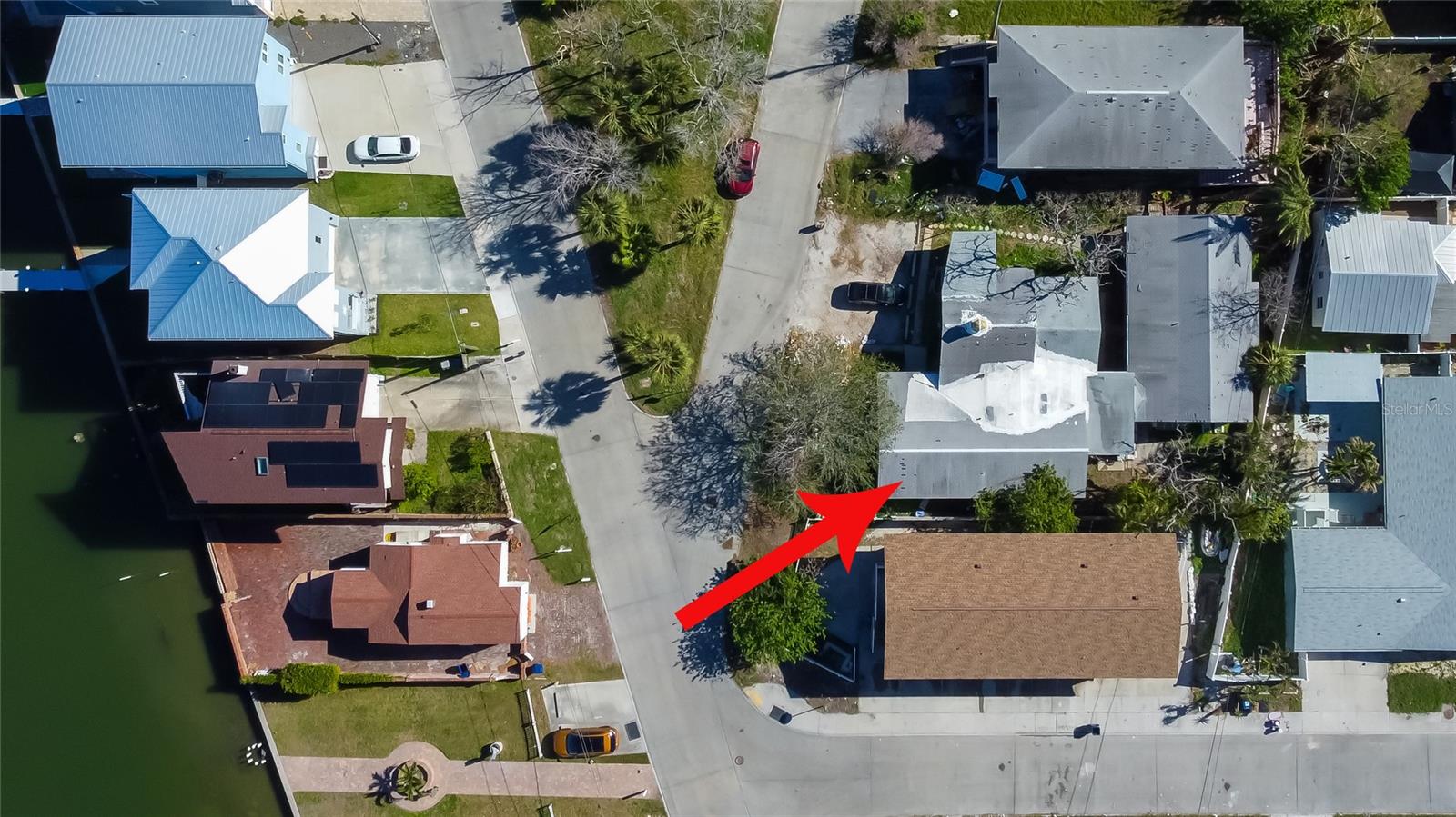 PAGES REP OF MITCHELLS BEACH - Land