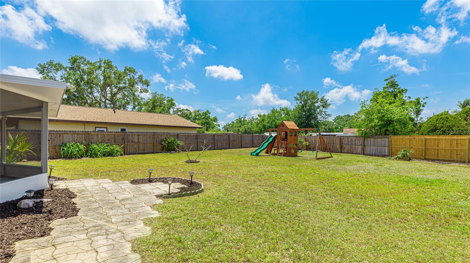 LOCKWOOD MEADOWS - Residential