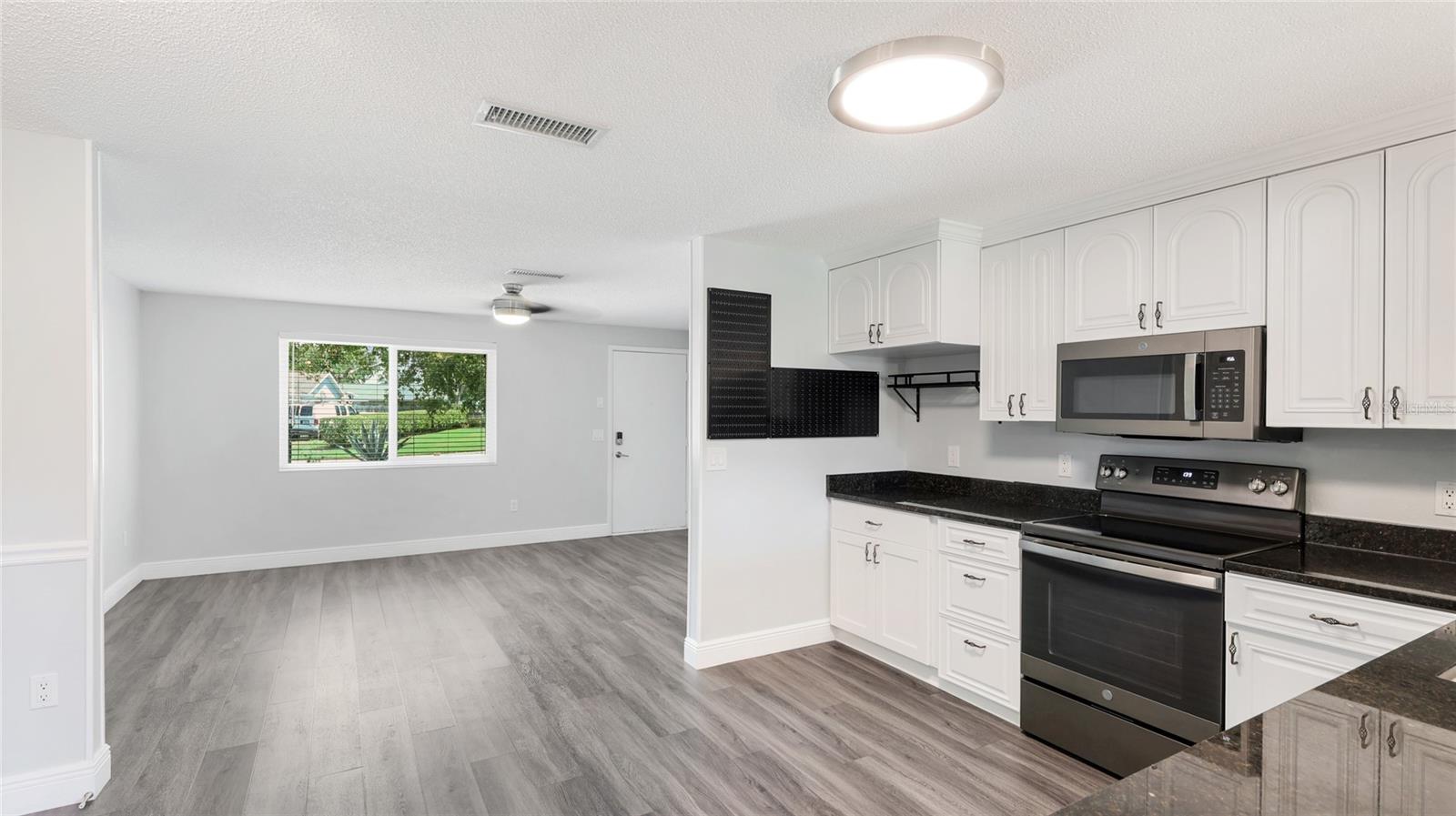 LOCKWOOD MEADOWS - Residential