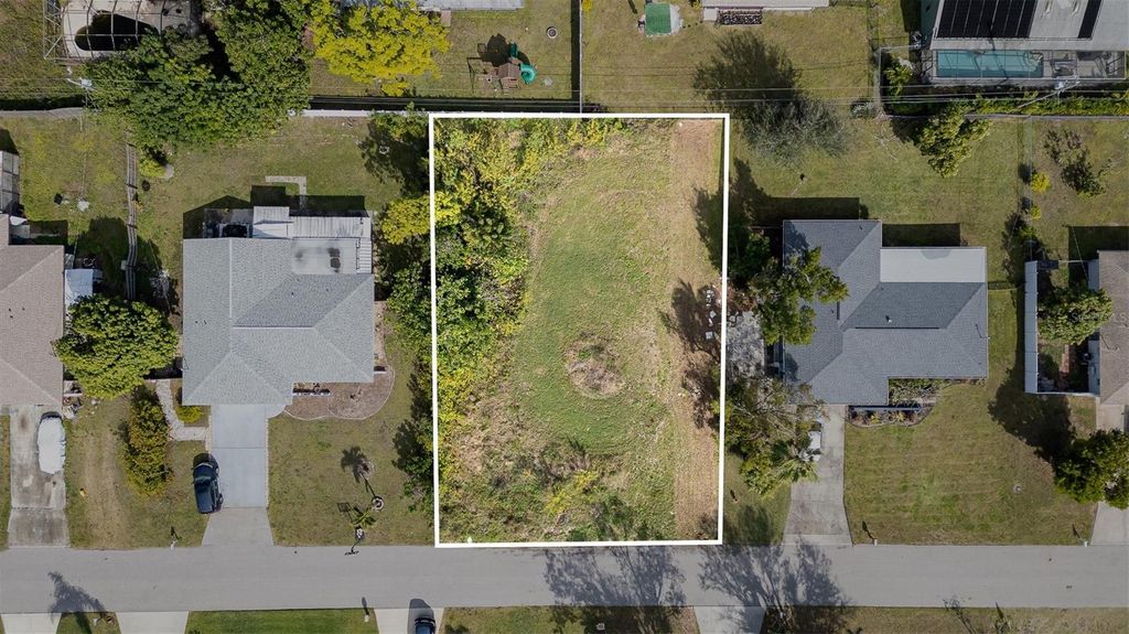 Photo of 317 SE 32nd Terrace, Cape Coral, FL 33904 (MLS # TB8342958)