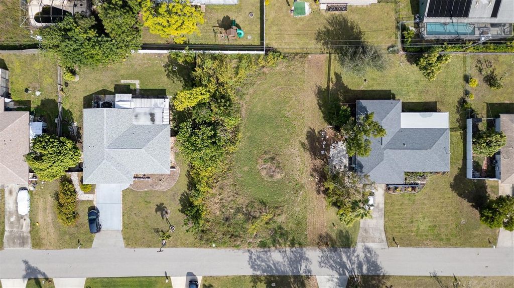 Photo of 317 SE 32nd Terrace, Cape Coral, FL 33904 (MLS # TB8342958)