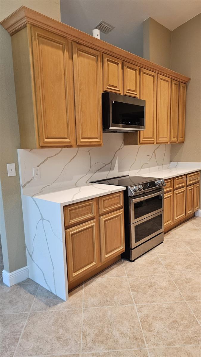 COLLEGE HEIGHTS PH 03 - Residential