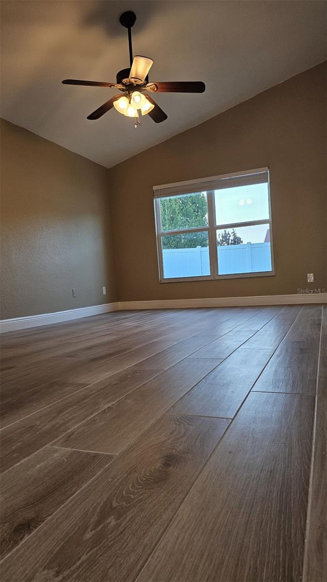 COLLEGE HEIGHTS PH 03 - Residential