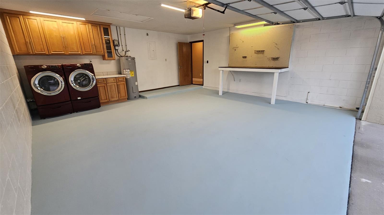 COLLEGE HEIGHTS PH 03 - Residential