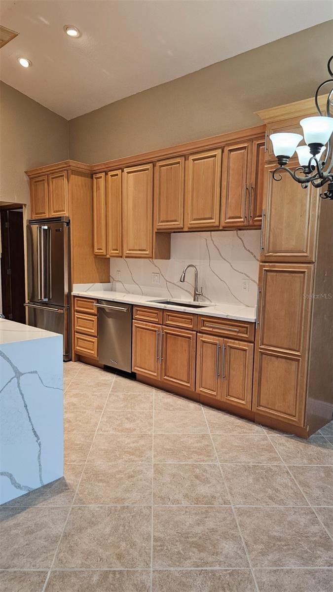 COLLEGE HEIGHTS PH 03 - Residential