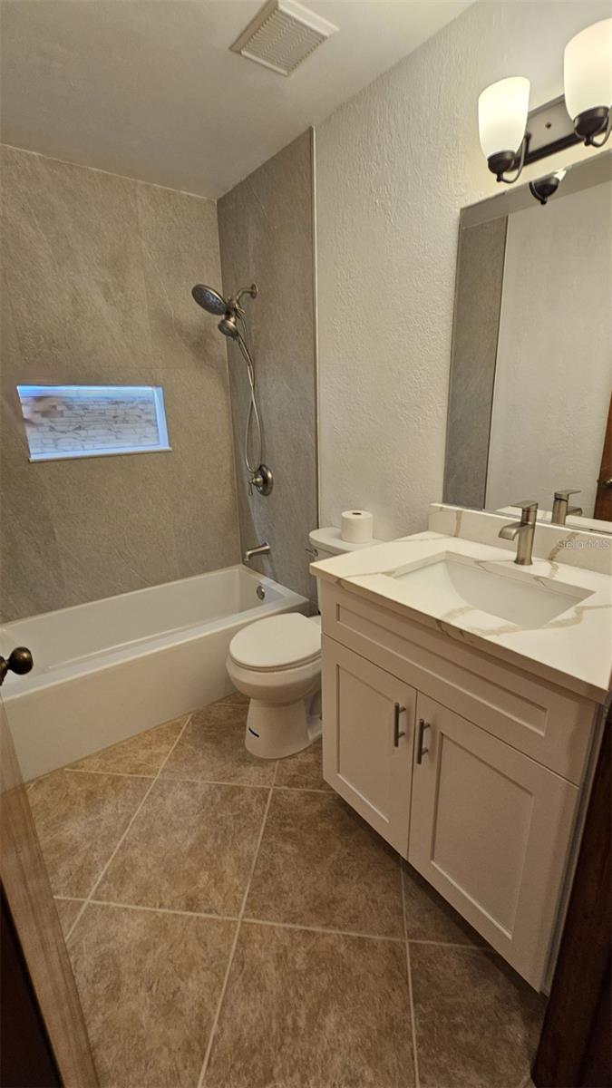 COLLEGE HEIGHTS PH 03 - Residential