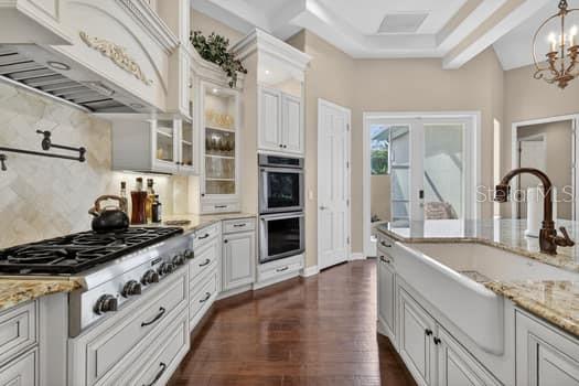 9672 CAMBERLEY CIRCLE