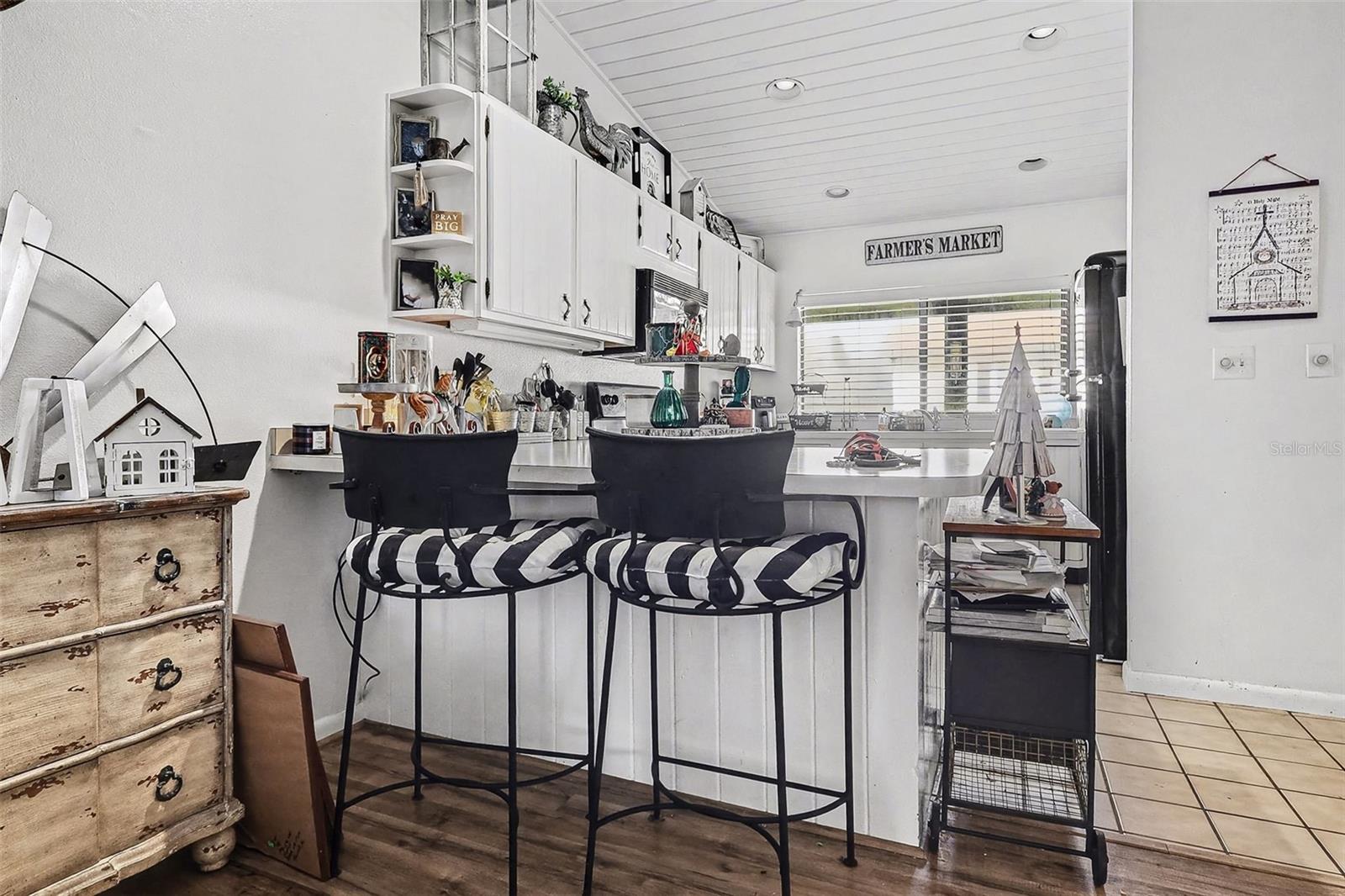 COUNTRY CLUB VILLAGE CONDOMINIUM - Residential