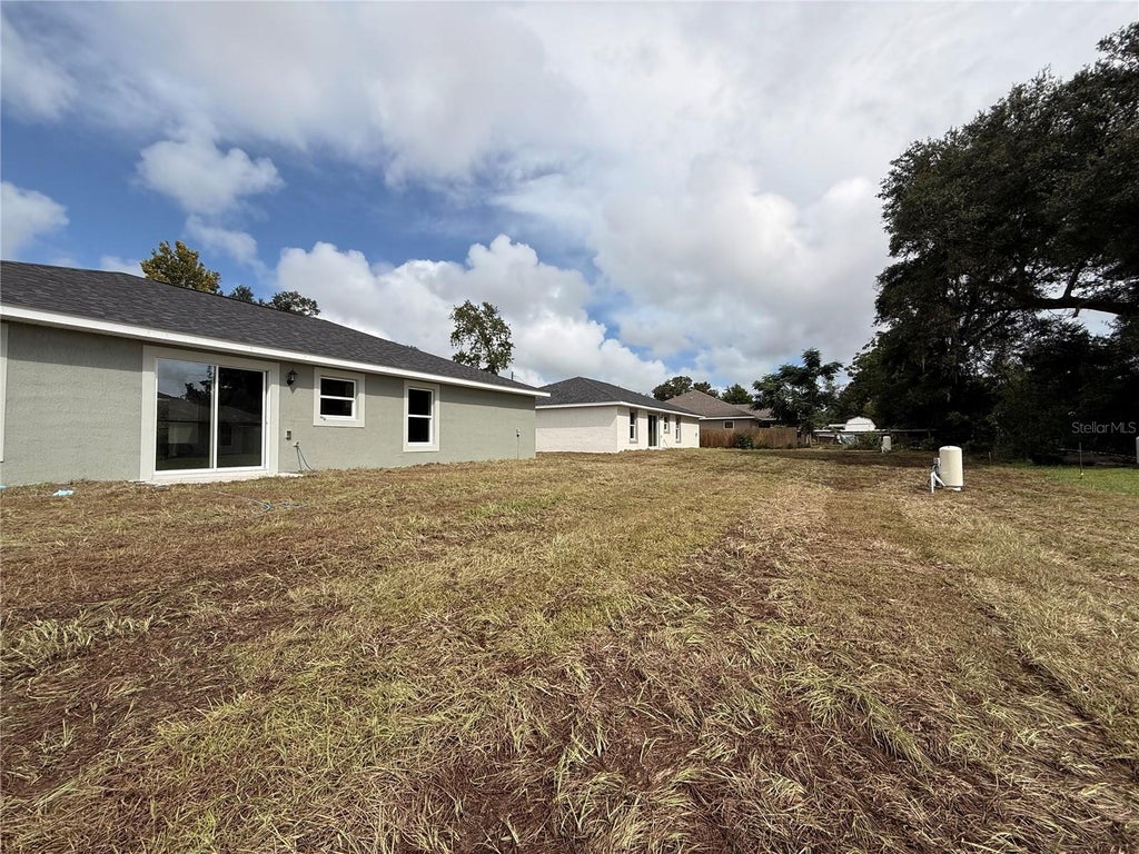 Photo of 13781 SE 40th Terrace, Summerfield, FL 34491 (MLS # OM731685)